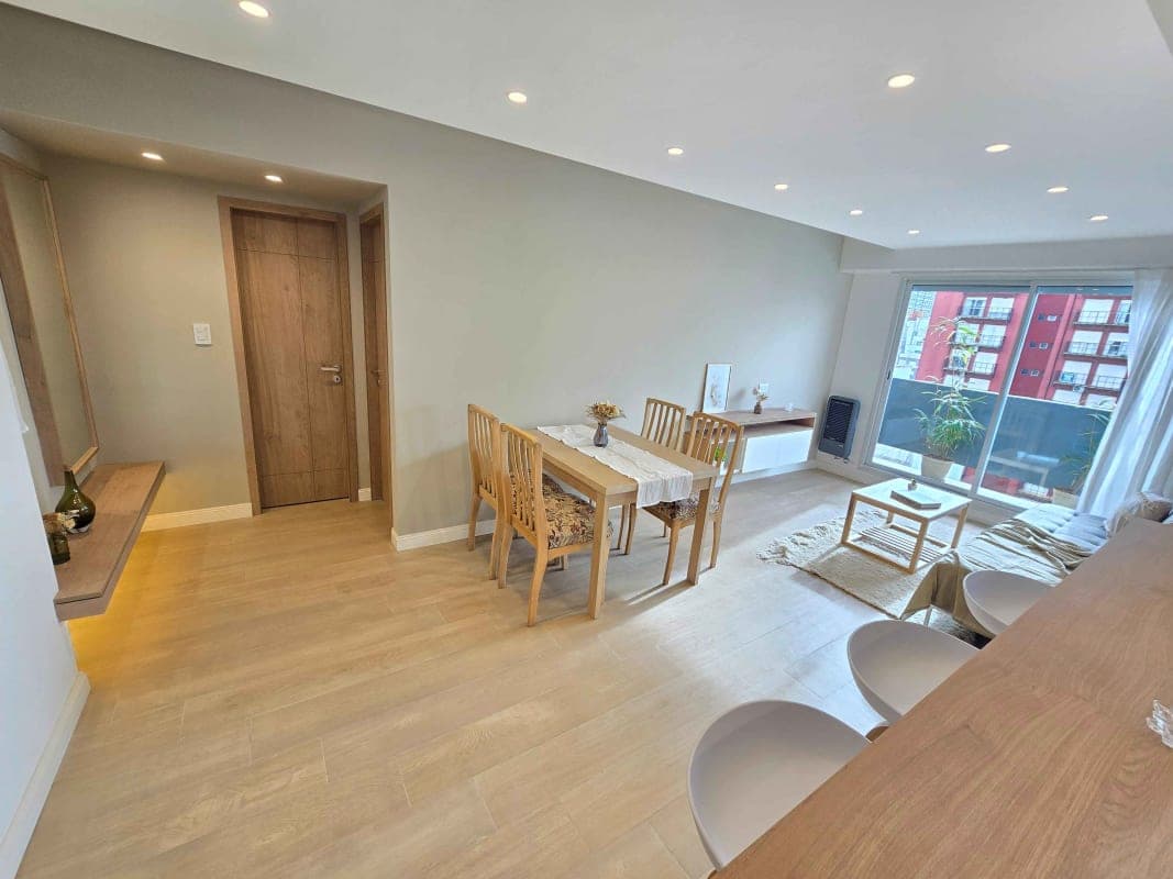2 AMBIENTES LATERAL CON BALCON SALIENTE. - Imagen 5